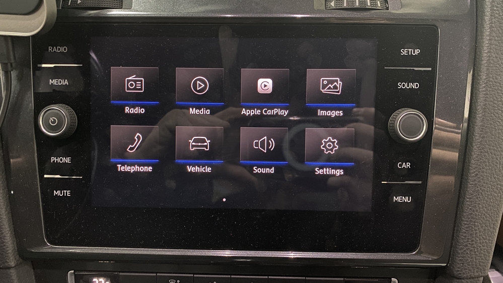 Montare 10 - VW Golf 7 VII 2018 Instalare Unitate Multimedia MIB 2 Apple Carplay Android Auto