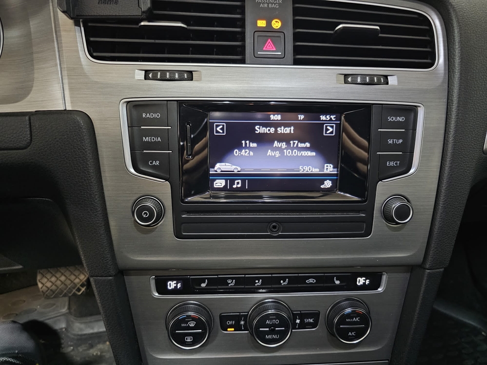 Montare 4 - VW Golf 7 VII 2017 Instalare Unitate Multimedia Navigatie MIB2 Android Auto Apple Carplay