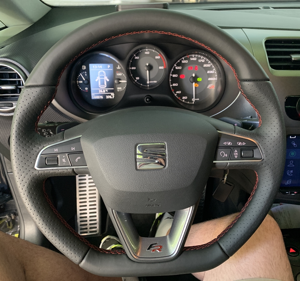 Montare 7 - Seat Leon 1P Instalare Volan Piele Seat FR Volan Cu Comenzi Tesit