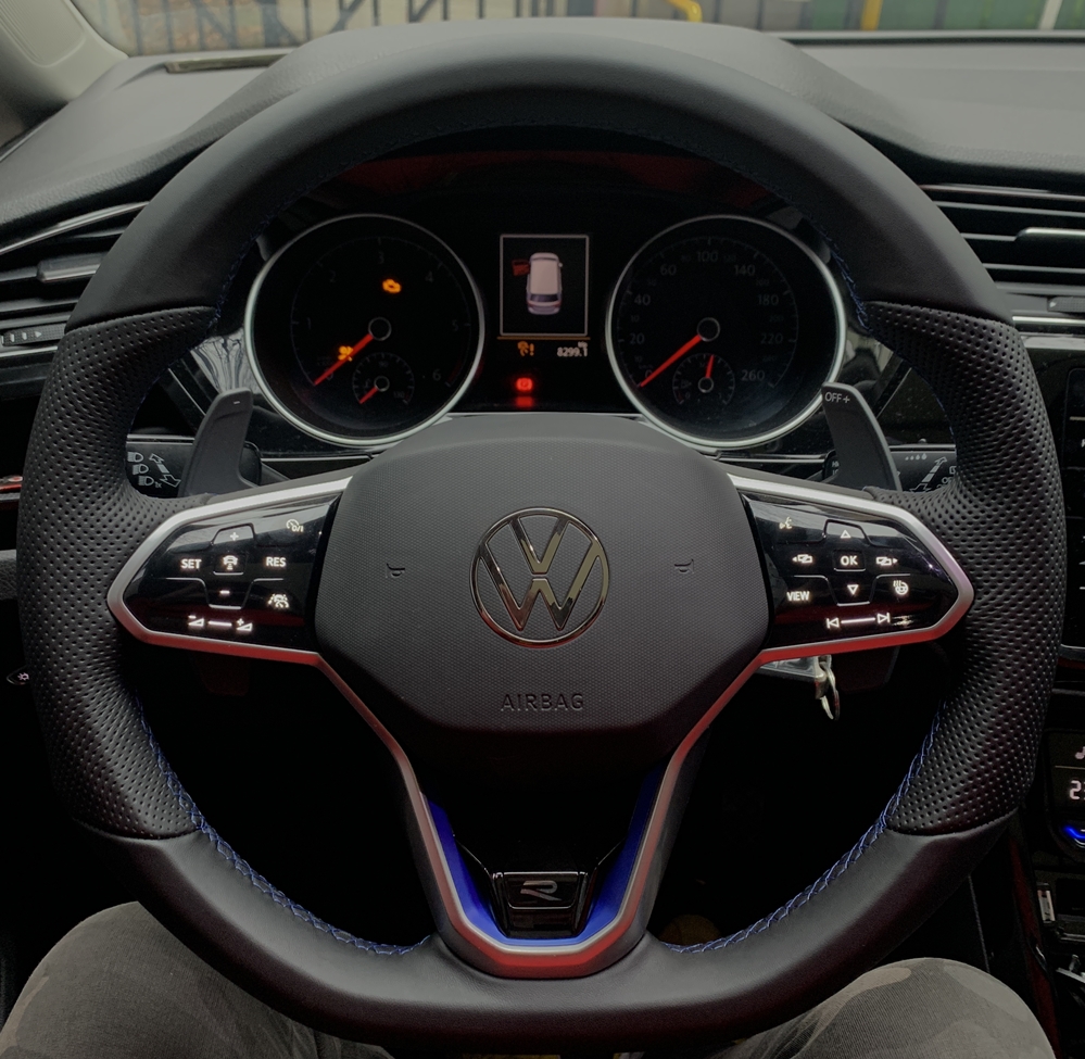 Montare 8 - VW Touran 5T 2016 Instalare Volan VW Golf 8 Cu Comenzi Touch Si Clima Climatronic