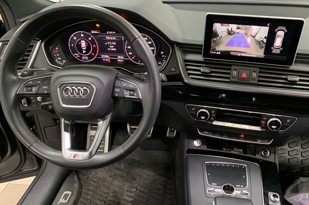 Montare 6 - Instalare Camera Spate Audi Q5 FY 2019 Originala Highline