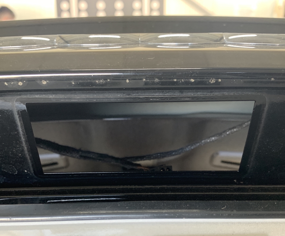 Montare 4 - Montare Camera Spate Marsarier Originala In Maner Audi A4 B9 2016