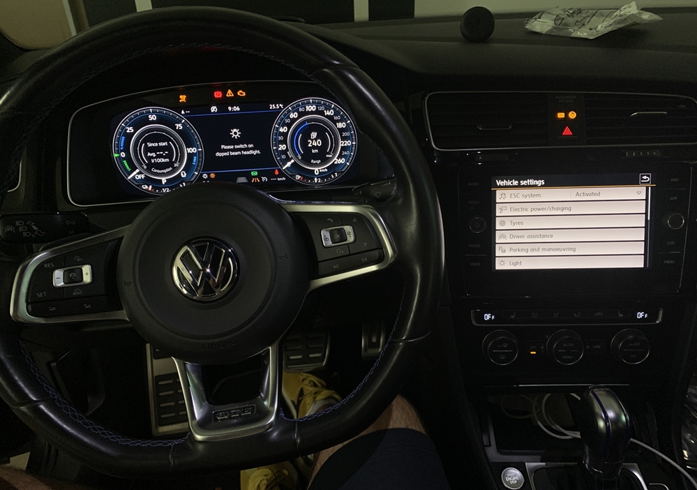 Montare 5 - Montaj Ceasuri Digitale Virtual Cockpit AID VW Golf 7 GTE Activare Codare