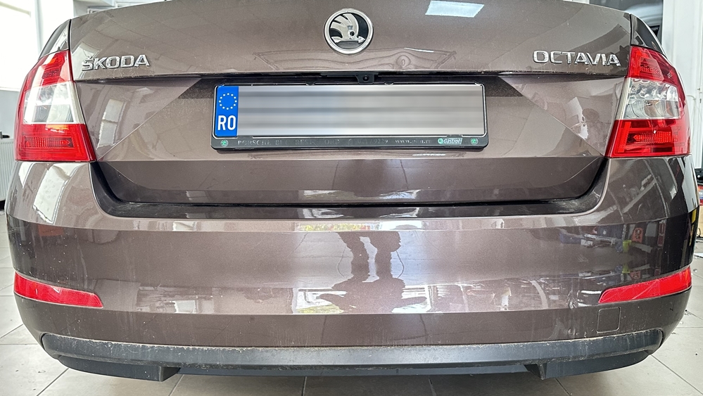 Montare 5 - Skoda Octavia 3 2016 Montaj Instalare Camera Spate Marsarier Originala Bucuresti Sector 1 2 3 4 5 6 Ilfov