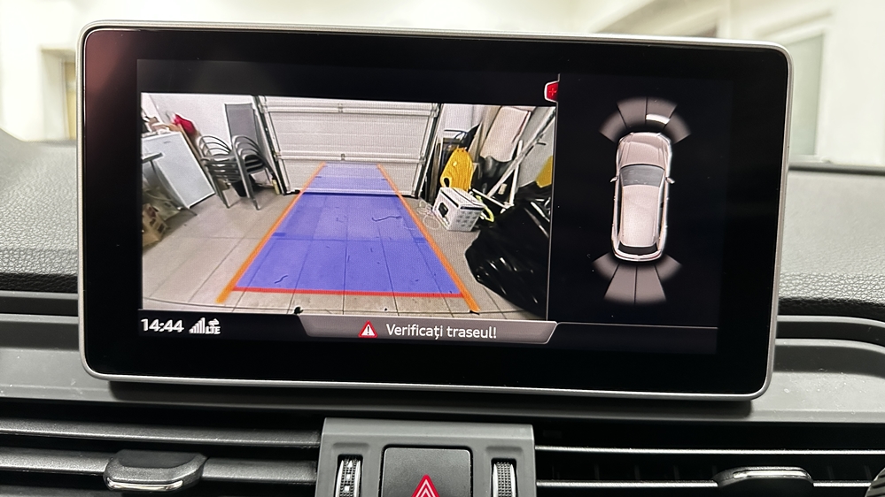 Montare 8 - Audi Q5 FY 2017 Montare Instalare Camera Video Spate Originala OEM Highline