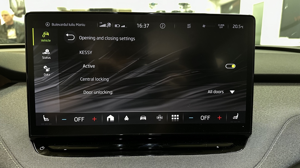 Montare 10 - Skoda Enyaq 2023 Montaj Kit Keyless Entry Fata - Spate Manere Usi Fata Spate Keyless Entry