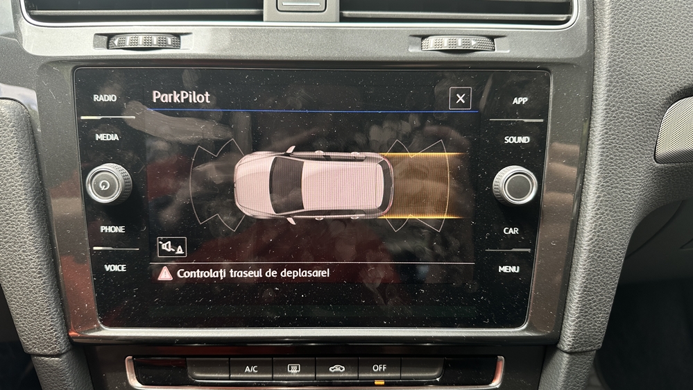 Activare 9 - VW Golf 7 VII 2018 Montaj Instalare Senzori Parcare Fata Spate Originali Montare 9 - VW Golf 7 VII 2018 Montaj Instalare Senzori Parcare Fata Spate Originali