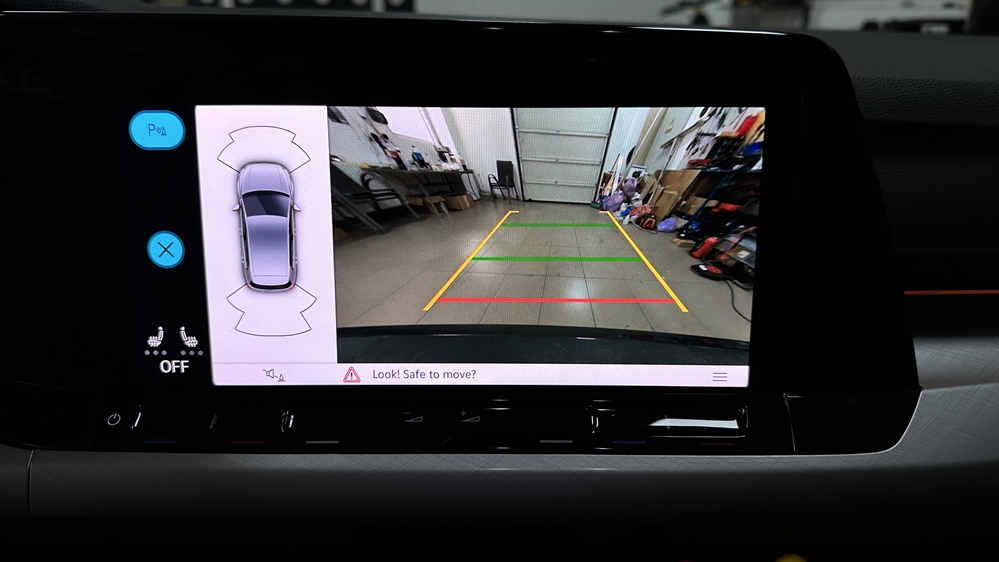 Montare 9 - VW Golf 8 VIII 2021 Montaj Montare Instalare Camera Video Spate Marsarier