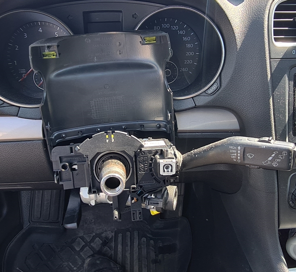 Montare 5 - Retrofit Instalare Pilot Automat Tempomat Cruise Control VW Golf 6 VI 2009