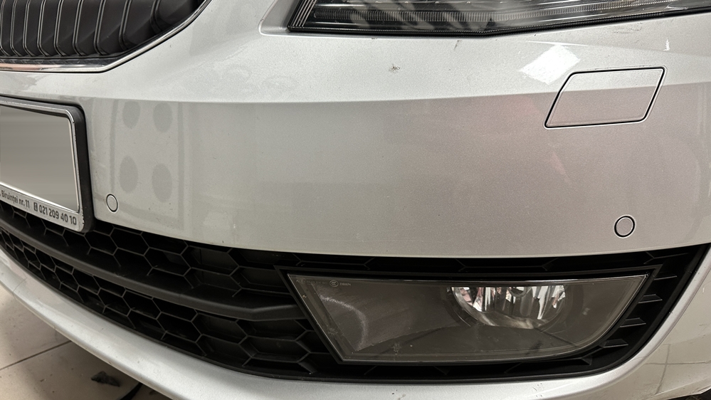 Montare 7 - Skoda Octavia 3 2016 Instalare Senzori Parcare Fata Originali Camera Spate Marsarier OEM