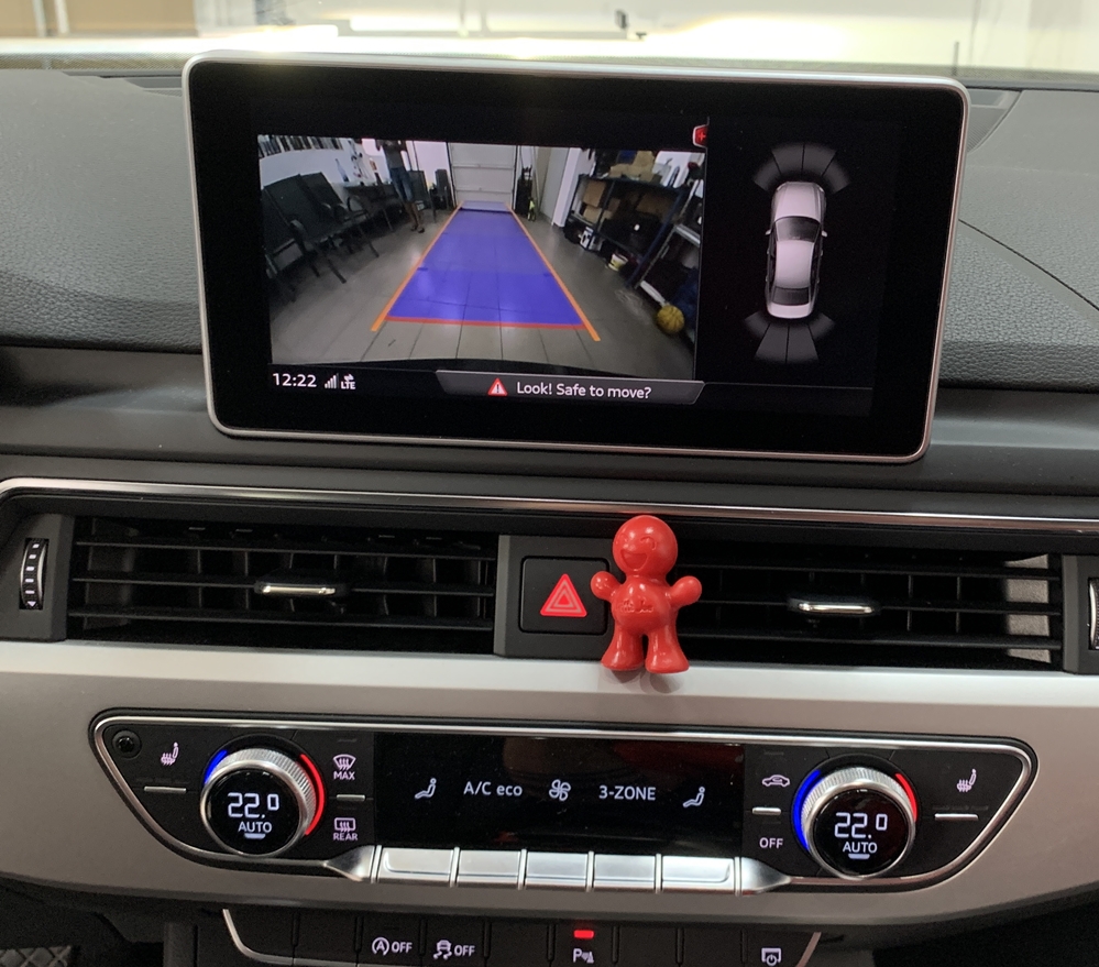 Montare 10 - Instalare Camera Video Spate Marsarier Audi A4 B9 Facelift 2020