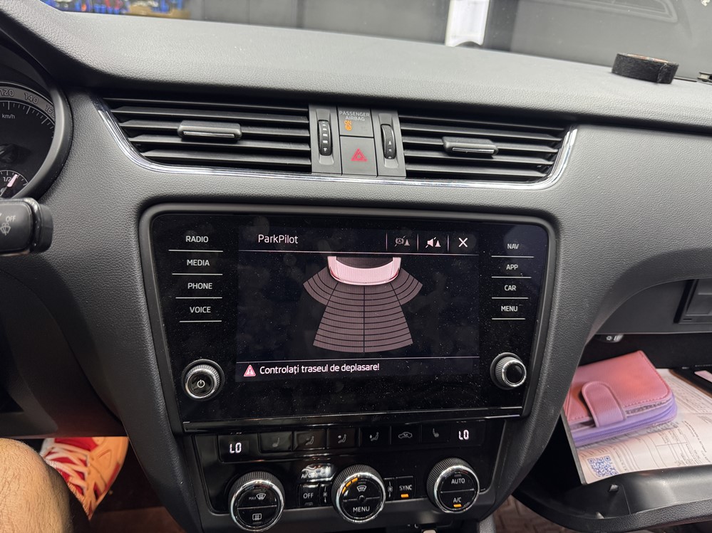 Montare 5 - Montare Activare Camera Video Spate Highline Originala Skoda Octavia III 3 Facelift 2019