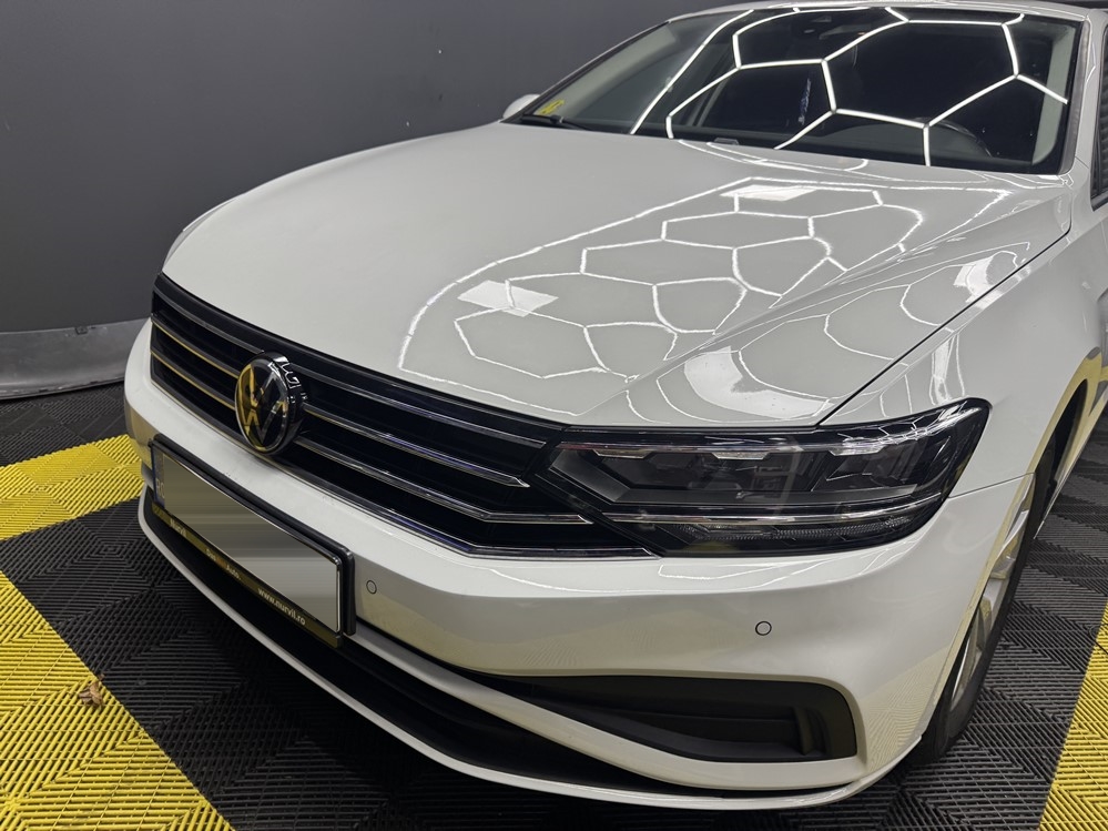 Montare 14 - Montare Activare Sensori Parcare Fata Spate Originali VW Passat B8 2021 Facelift
