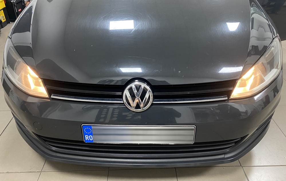Montare 9 - VW Golf 7 VII 2016 Montare Camera Spate Marsarier Activare APP Connect Apple Carplay Android Auto