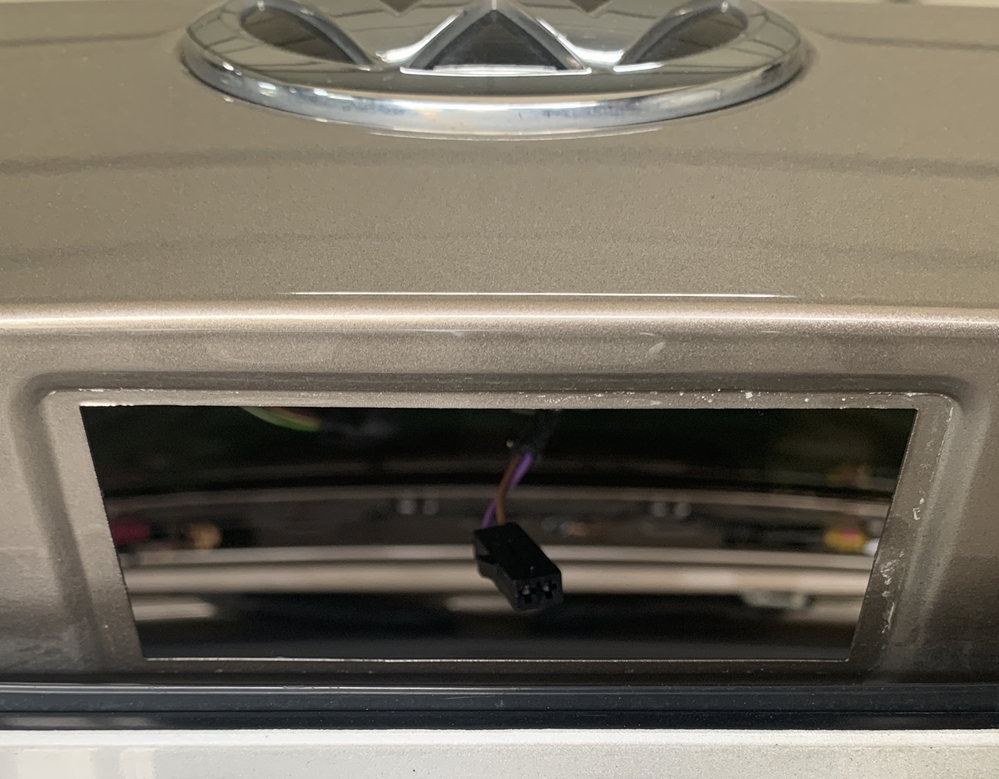 Activare 2 - Instalare Camera Spate Marsarier Originala In Maner VW Tiguan AD1 2017 Montare 2 - Instalare Camera Spate Marsarier Originala In Maner VW Tiguan AD1 2017