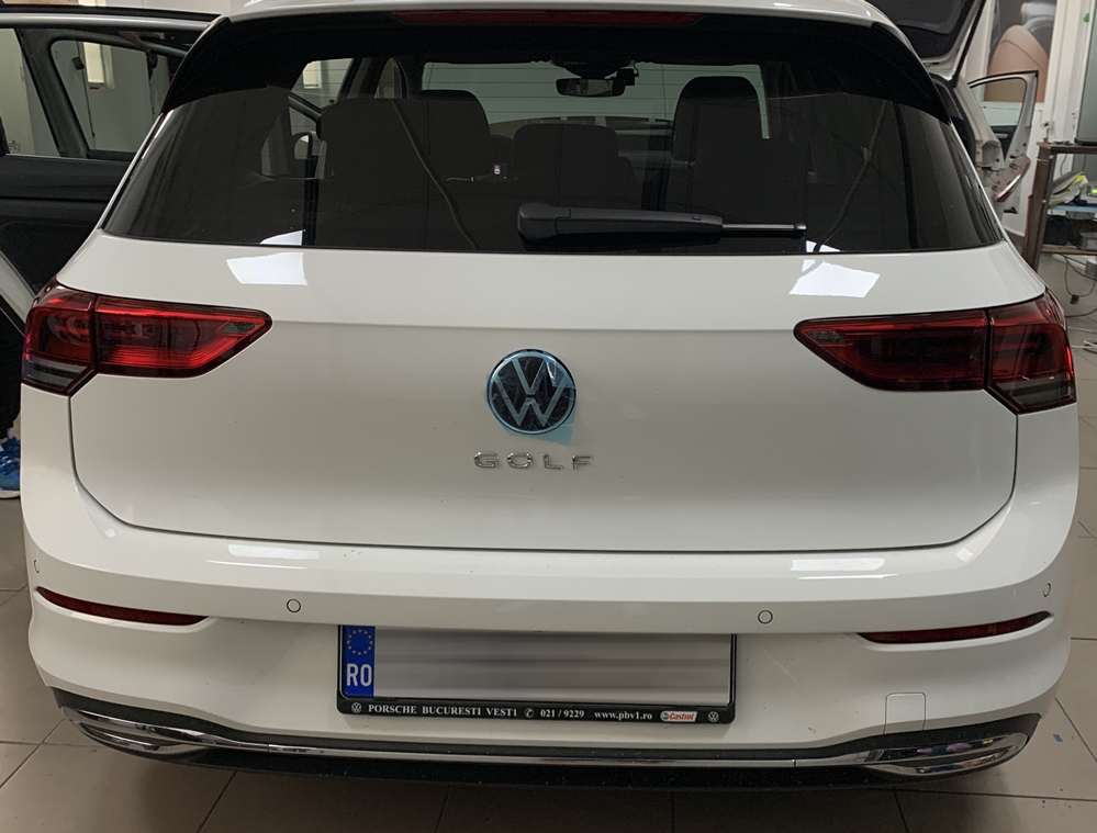 Montare 10 - Instalare Montare Camera Spate Marsarier VW Golf 8 VIII 2022
