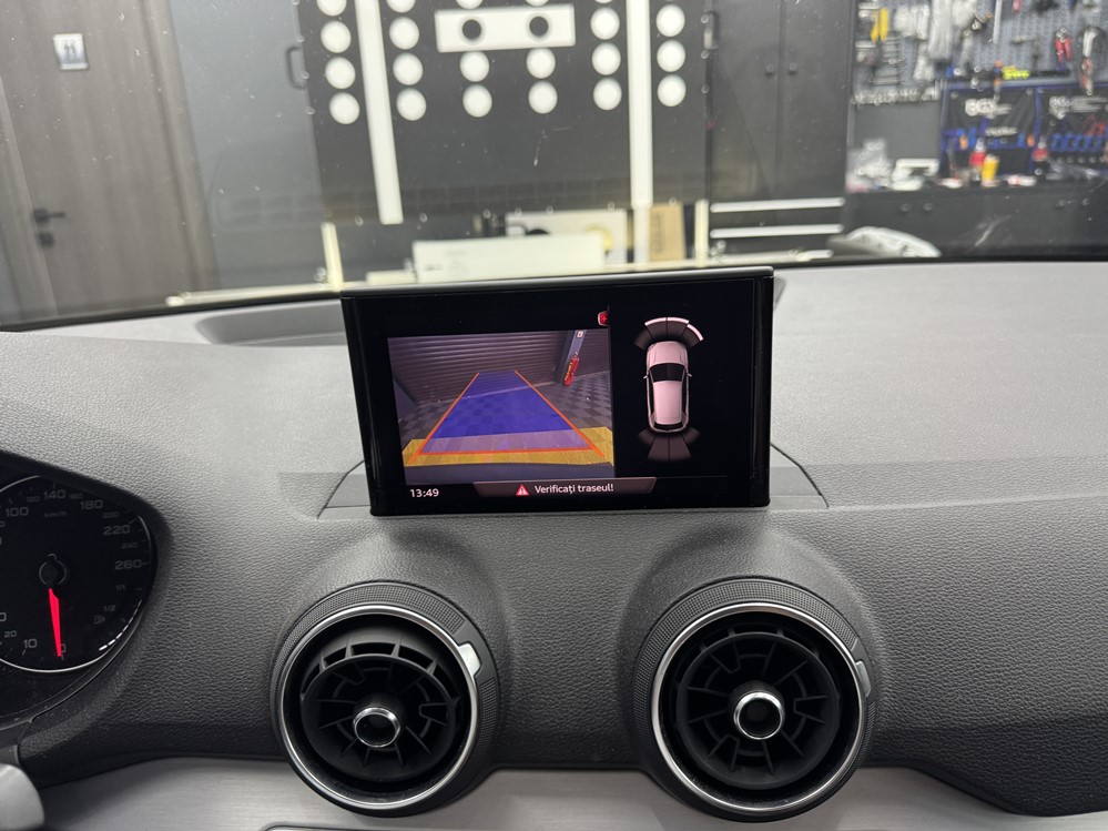 Montare 5 - Montare Camera Video Spate Marsarier Audi Q2 2019 Originala Bucuresti