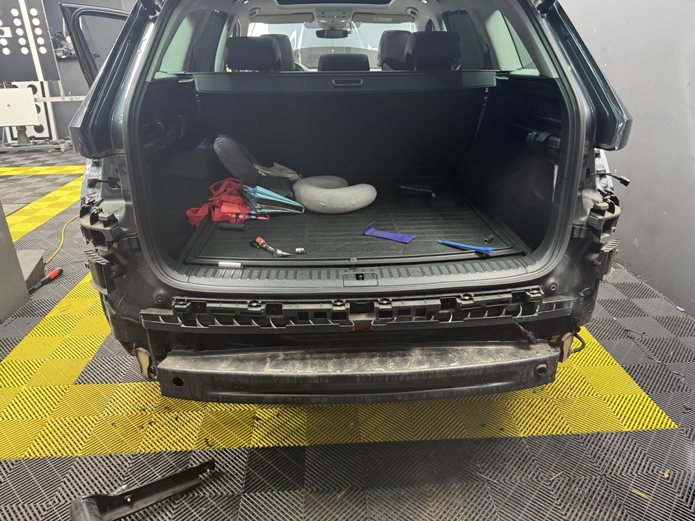 Montare 3 - Montare Carlig Remorcare Tractare Rabatabil Actionat Electric Original Skoda Kodiaq 2022 Bucuresti