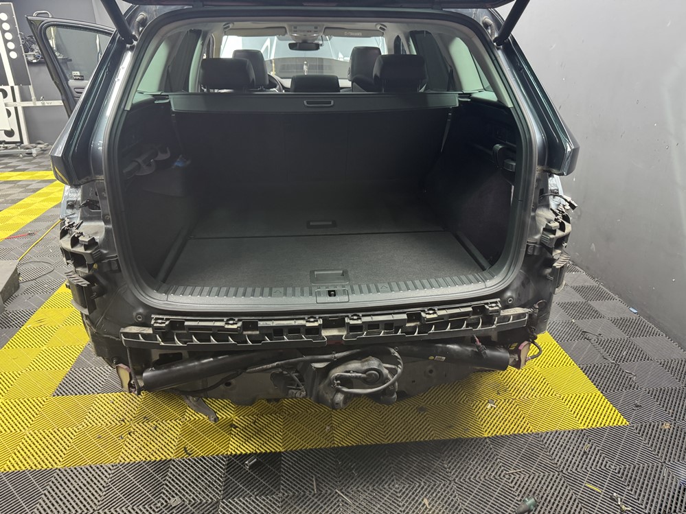Montare 5 - Montare Carlig Remorcare Tractare Rabatabil Actionat Electric Original Skoda Kodiaq 2022 Bucuresti