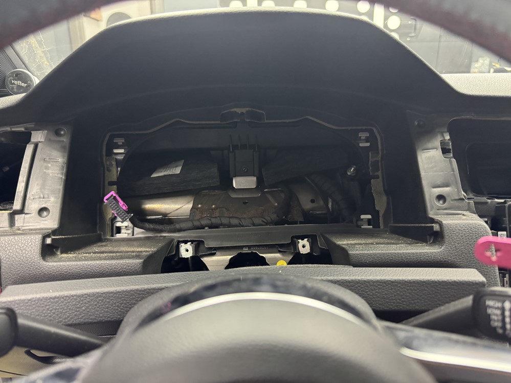 Montare 2 - Montare Ceasuri Digitale Bord Virtual Cockpit AID VW Golf VII 2018 Sector 1 Bucuresti