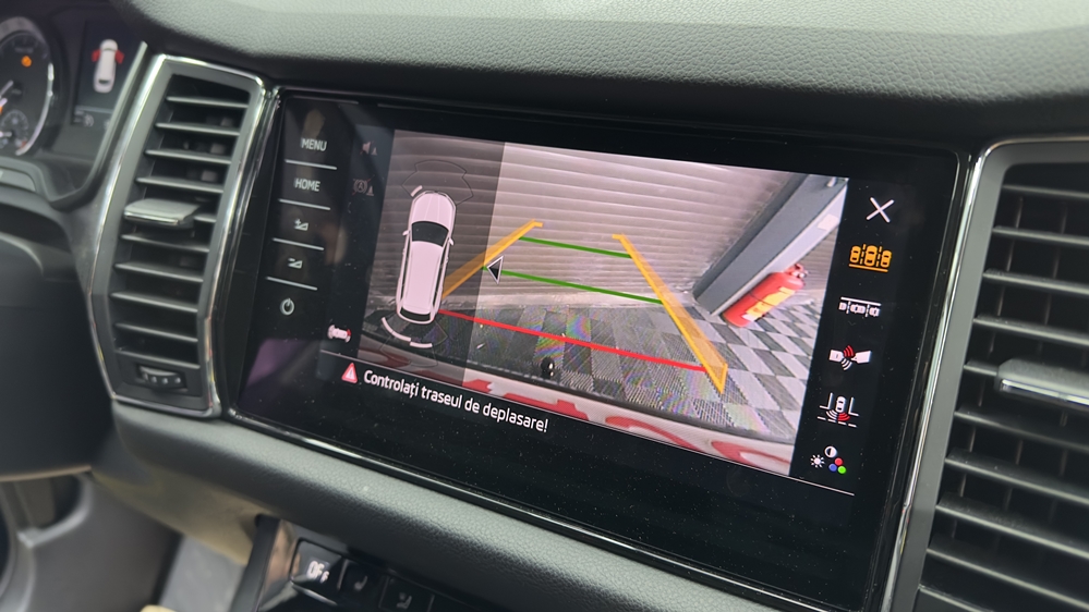 Montare 8 - Montare Instalare Camera Spate Marsarier Skoda Kodiaq 2018 Camera Originala Highline Bucuresti 