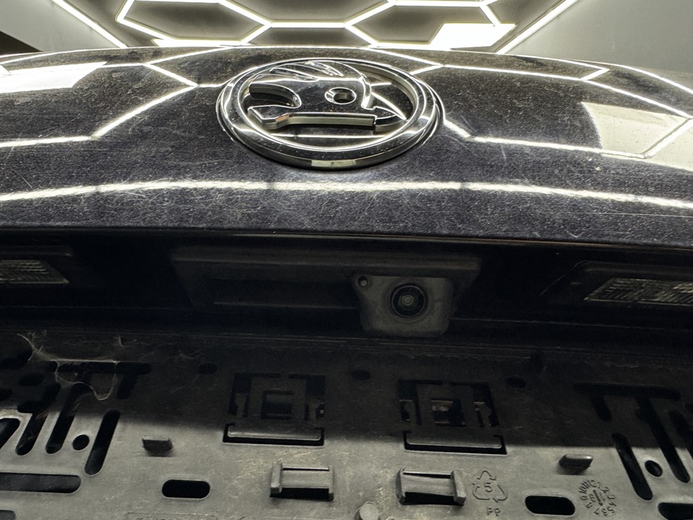 Montare 3 - Montare Instalare Camera Spate Marsarier Skoda Octavia 3 2016 Camera Originala Highline Bucuresti