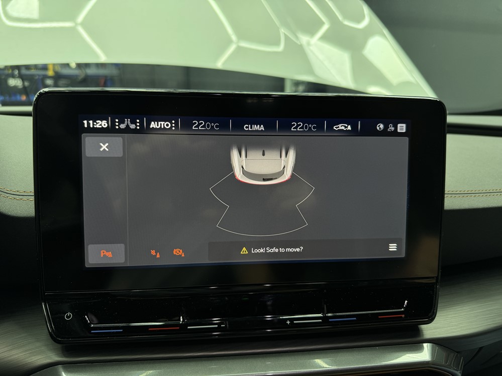 Montare 3 - Montare Instalare Camera Video Spate Marsarier CUPRA FORMENTOR Originala Highline