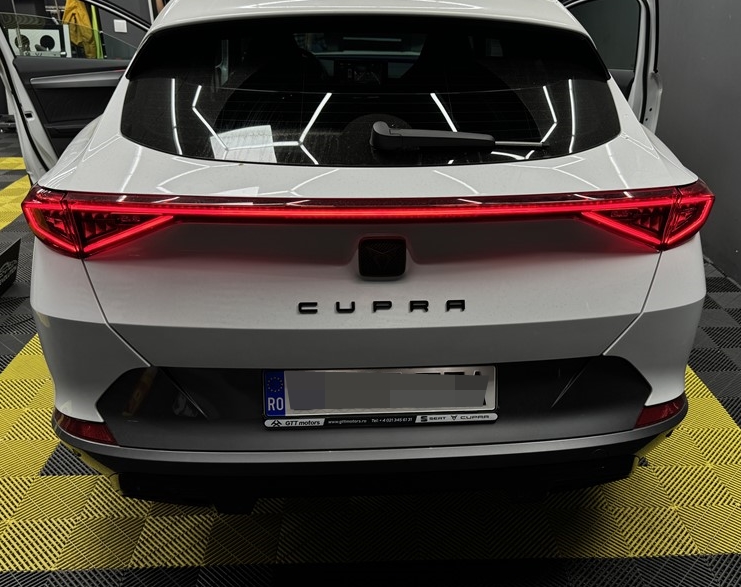 Montare 6 - Montare Instalare Camera Video Spate Marsarier CUPRA FORMENTOR Originala Highline