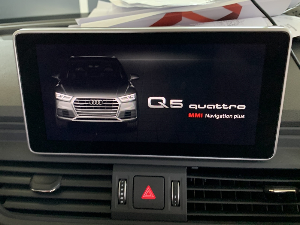 Activare 7 - Montare USB Activare Apple Carplay Android Auto Audi Q5 FY Montare 7 - Montare USB Activare Apple Carplay Android Auto Audi Q5 FY