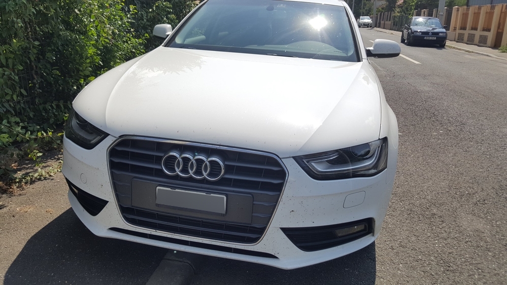 Montare 2 - Audi A4 B8 2013 Facelift Montaj Si Activare Senzori Parcare Spate Audi A4 B8