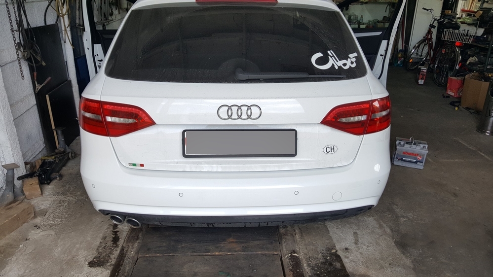 Montare 8 - Audi A4 B8 2013 Facelift Montaj Si Activare Senzori Parcare Spate Audi A4 B8