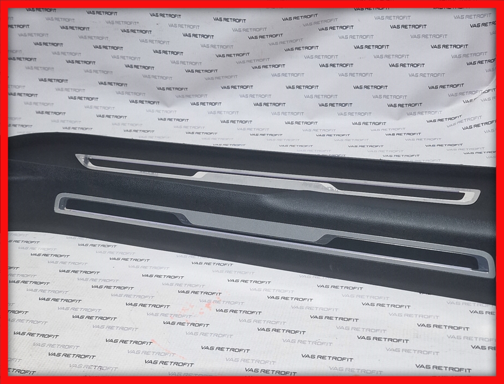 Poza 2 - Praguri Cu Iluminare Iluminate Originale VW Tiguan AD1 5NN853369 5NN 853 369 Poza 2 - Praguri Cu Iluminare Iluminate Originale VW Tiguan AD1 5NN853369 5NN 853 369