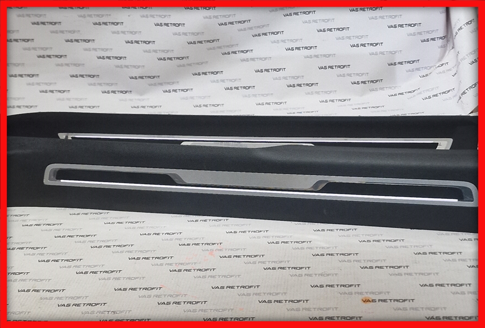 Poza 5 - Praguri Cu Iluminare Iluminate Originale VW Tiguan AD1 5NN853369 5NN 853 369 Poza 5 - Praguri Cu Iluminare Iluminate Originale VW Tiguan AD1 5NN853369 5NN 853 369