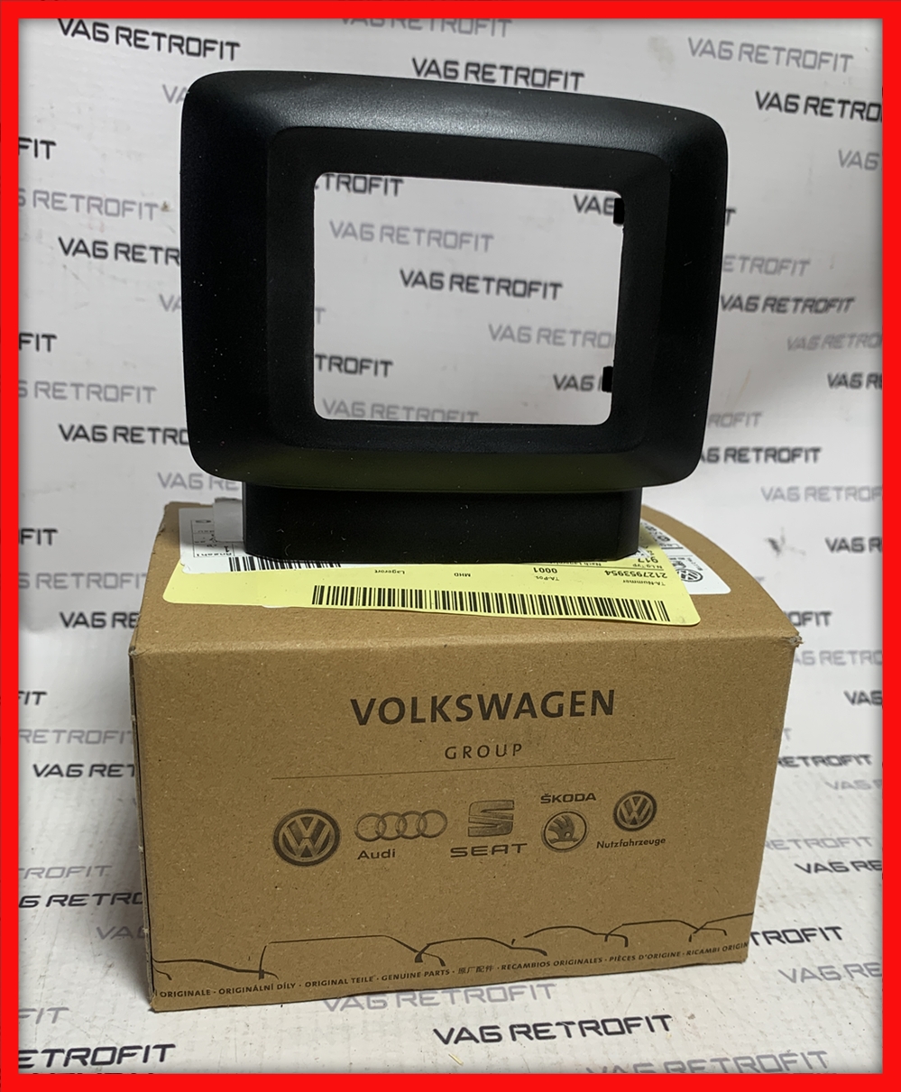 Poza 2 - Rama Capac Distronic ACC Ornament Radar Seat Leon 5F 