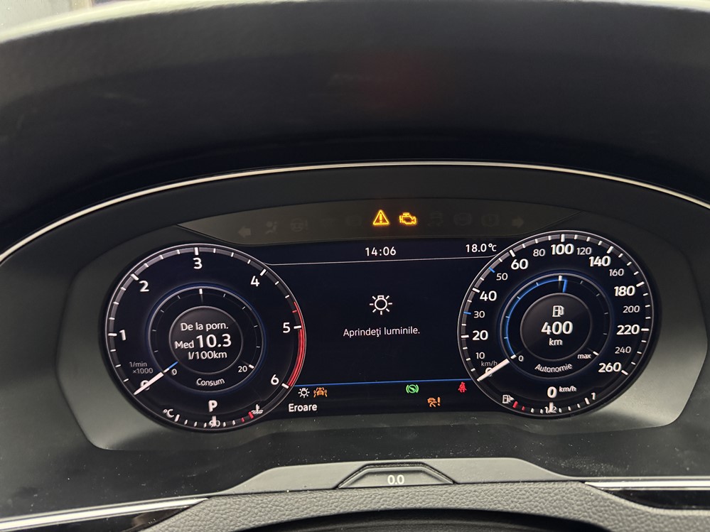 Montare 2 - Reparatie Ceasuri Digitale Bord Remediere Eroare B2000 41 Tablou De Bord Atelier Front Assist Indisponibil VW Passat B8 2017