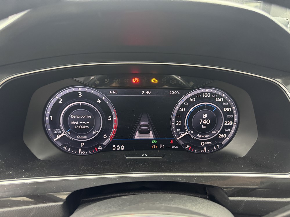 Montare 4 - Reparatie Ceasuri Digitale Bord Remediere Eroare: Tablou de Bord Atelier Front Assist Indisponibil VW Tiguan 2017