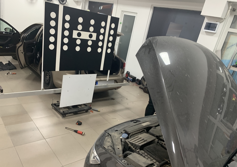 Montare 6 - VW Passat B8 2017 Reparatie Ceasuri Digitale Virtual Cockpit Front Assist Indisponibil Eroare Tablou De Bord