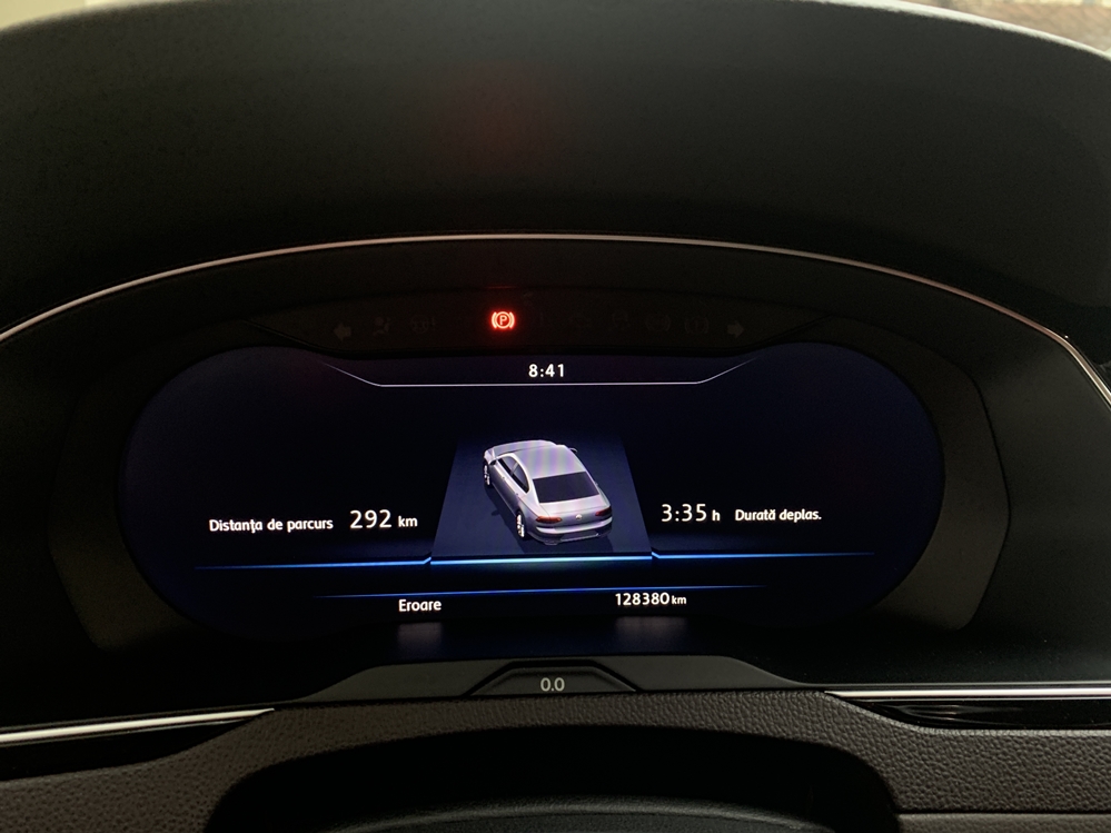 Montare 3 - VW Passat B8 2016 Reparatie Eroare Ceasuri Digitale Tablou De Bord Atelier Front Assist Indisponibil