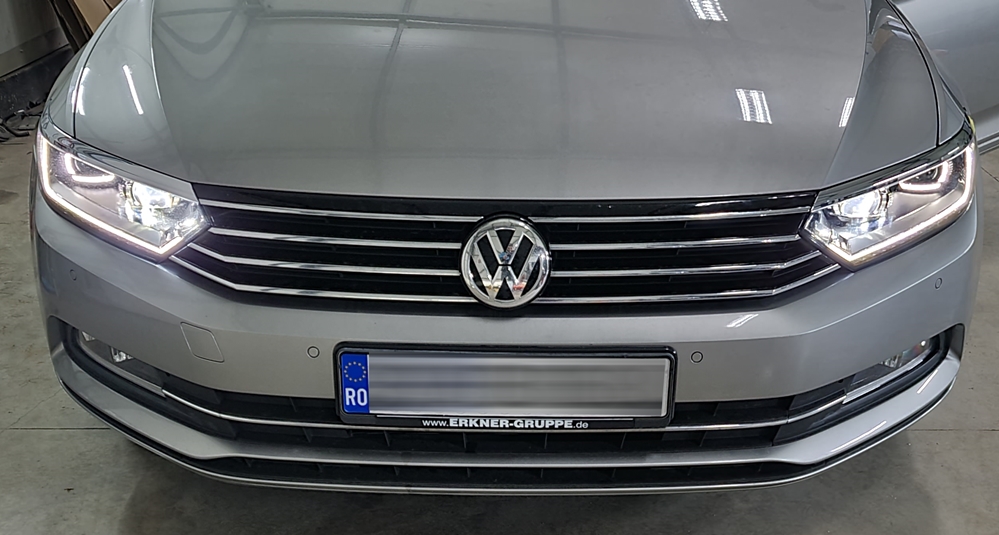 Activare 6 - VW Passat B8 3G Retrofit Faruri Halogen la Faruri Full LED Matrix Highline Montare 6 - VW Passat B8 3G Retrofit Faruri Halogen la Faruri Full LED Matrix Highline