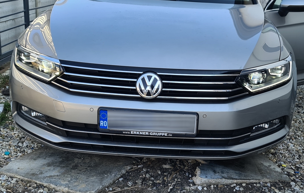Activare 8 - VW Passat B8 3G Retrofit Faruri Halogen la Faruri Full LED Matrix Highline Montare 8 - VW Passat B8 3G Retrofit Faruri Halogen la Faruri Full LED Matrix Highline