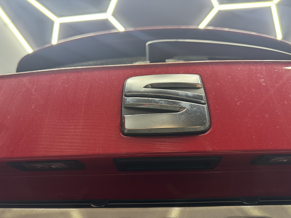 Montare 4 - Seat Arona 2021 Montare Instalare Camera Spate Marsarier Originala Highline Bucuresti