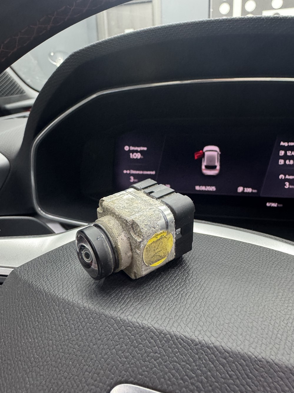 Montare 4 - Seat Leon 4 KL 2022 Inlocuire Camera Video Spate Marsarier Defecta Originala Highline Bucuresti