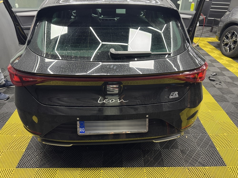 Montare 9 - Seat Leon 4 KL 2022 Inlocuire Camera Video Spate Marsarier Defecta Originala Highline Bucuresti