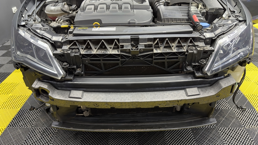 Montare 12 - Seat Leon 5F 2017 Instalare Senzori Parcare Fata Spate Originali Camera Spate Marsarier Highline