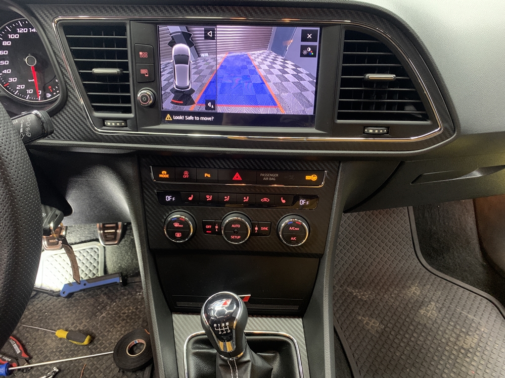 Montare 14 - Seat Leon 5F 2017 Instalare Senzori Parcare Fata Spate Originali Camera Spate Marsarier Highline