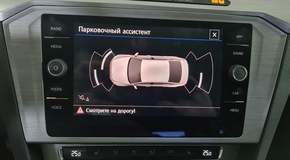 Montare 8 - Instalare Senzori Parcare Fata Spate VW Passat B8 2017 Originali