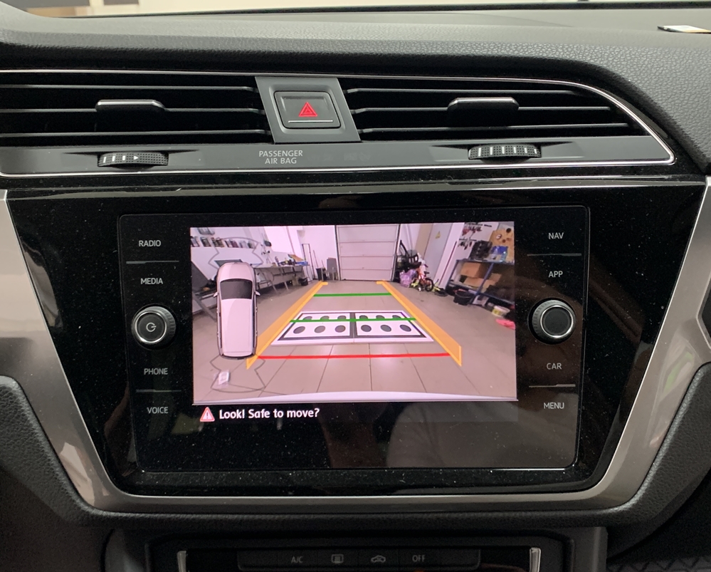 Activare 11 - Montare Senzori Parcare Fata Spate Camera Spate Apple Carplay Android Auto VW Touran 2 II Montare 11 - Montare Senzori Parcare Fata Spate Camera Spate Apple Carplay Android Auto VW Touran 2 II