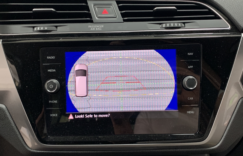 Activare 12 - Montare Senzori Parcare Fata Spate Camera Spate Apple Carplay Android Auto VW Touran 2 II Montare 12 - Montare Senzori Parcare Fata Spate Camera Spate Apple Carplay Android Auto VW Touran 2 II