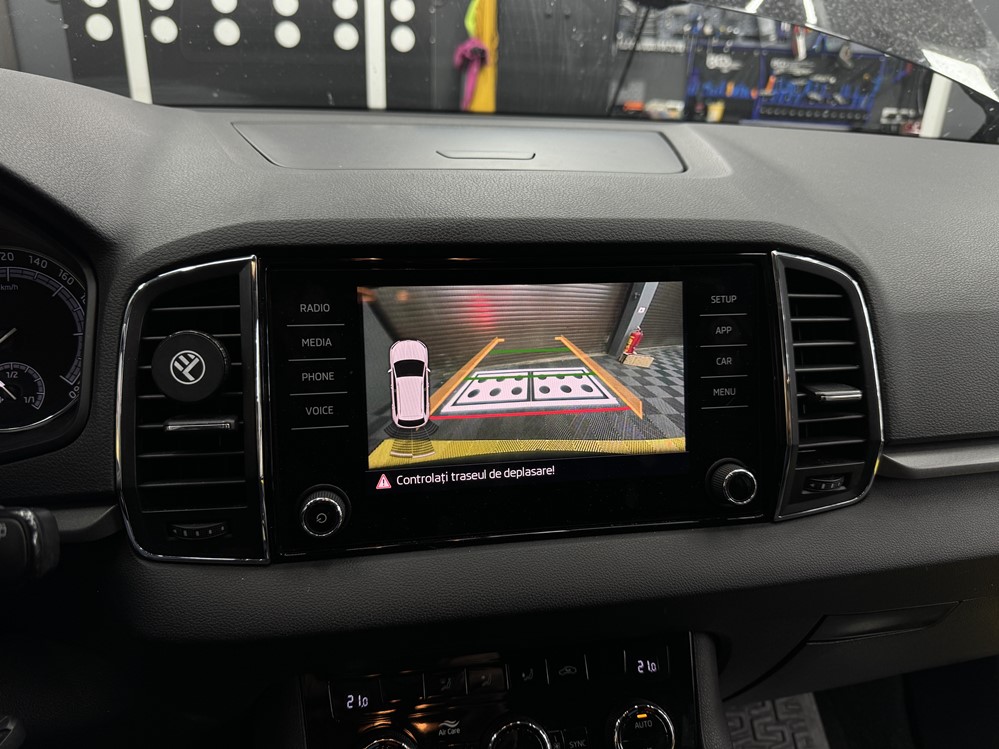 Activare 4 - Skoda Karoq 2021 Instalare Montare Activare Camera Spate Marsarier Originala Highline Bucuresti Montare 4 - Skoda Karoq 2021 Instalare Montare Activare Camera Spate Marsarier Originala Highline Bucuresti