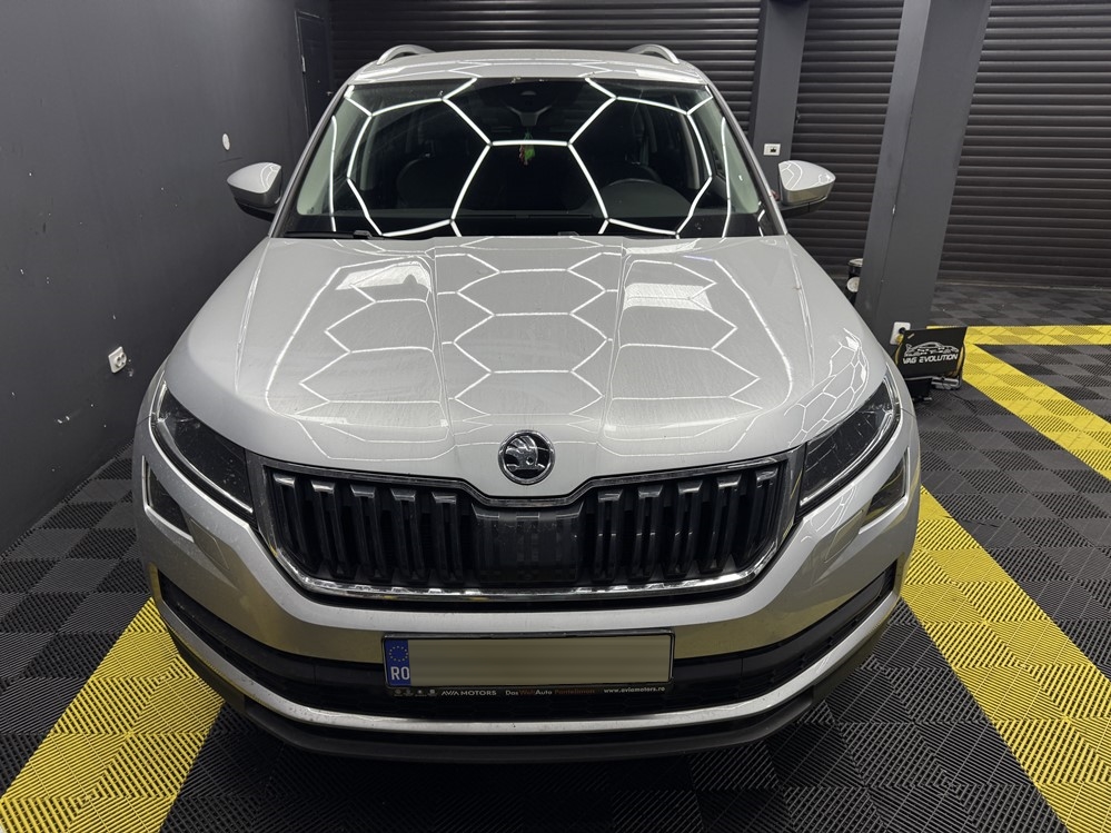 Montare 5 - Skoda Kodiaq 2019 Inlocuire Ceasuri Digitale Bord Virtual Cockpit AID Defecte Ecran Negru La Contact Pus Bucuresti